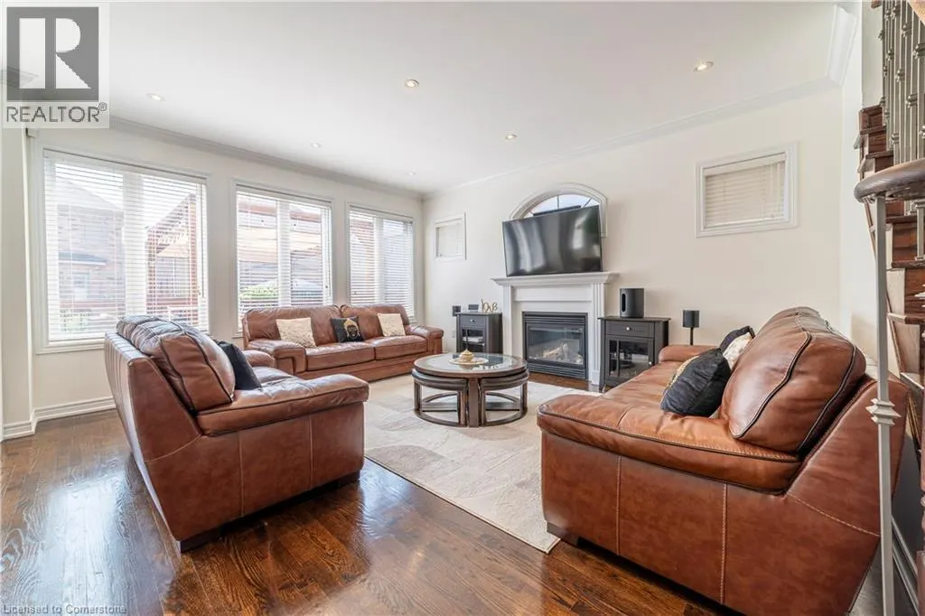 86 JUNETOWN Circle