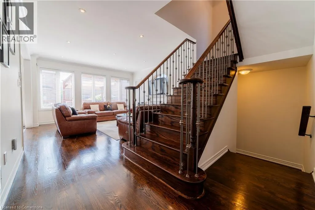 86 JUNETOWN Circle