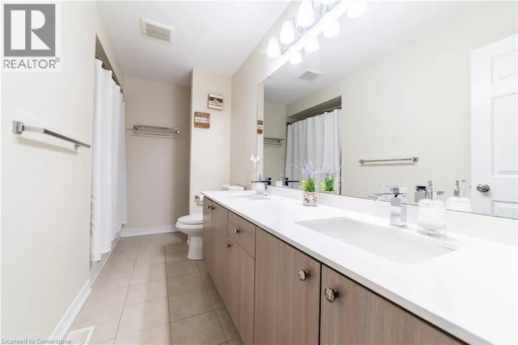 86 JUNETOWN Circle