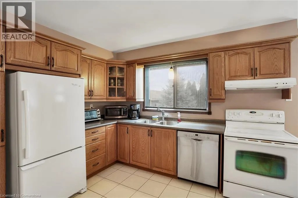 72 EASTBURY Drive