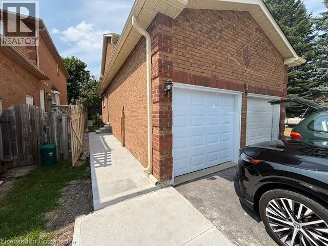 88 CHAMBERLIN Drive