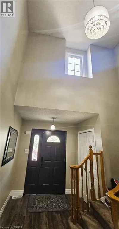 256 SIENNA Crescent