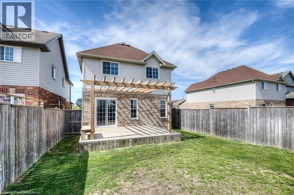 256 SIENNA Crescent