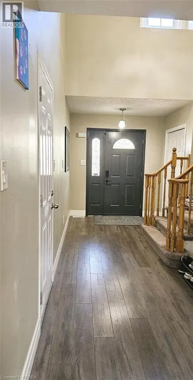 256 SIENNA Crescent
