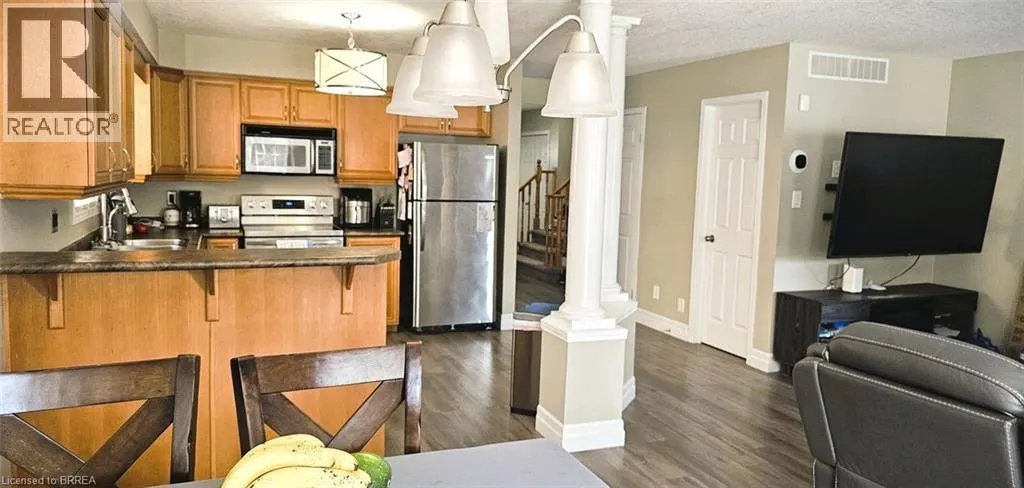 256 SIENNA Crescent