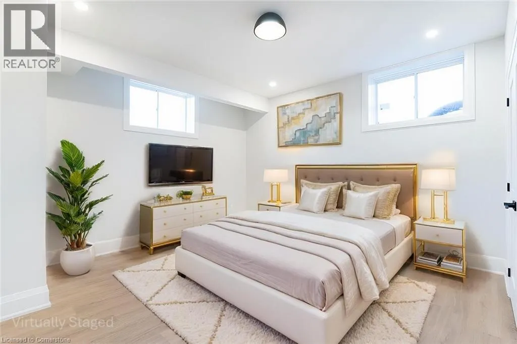 256 MOUNTAIN Road