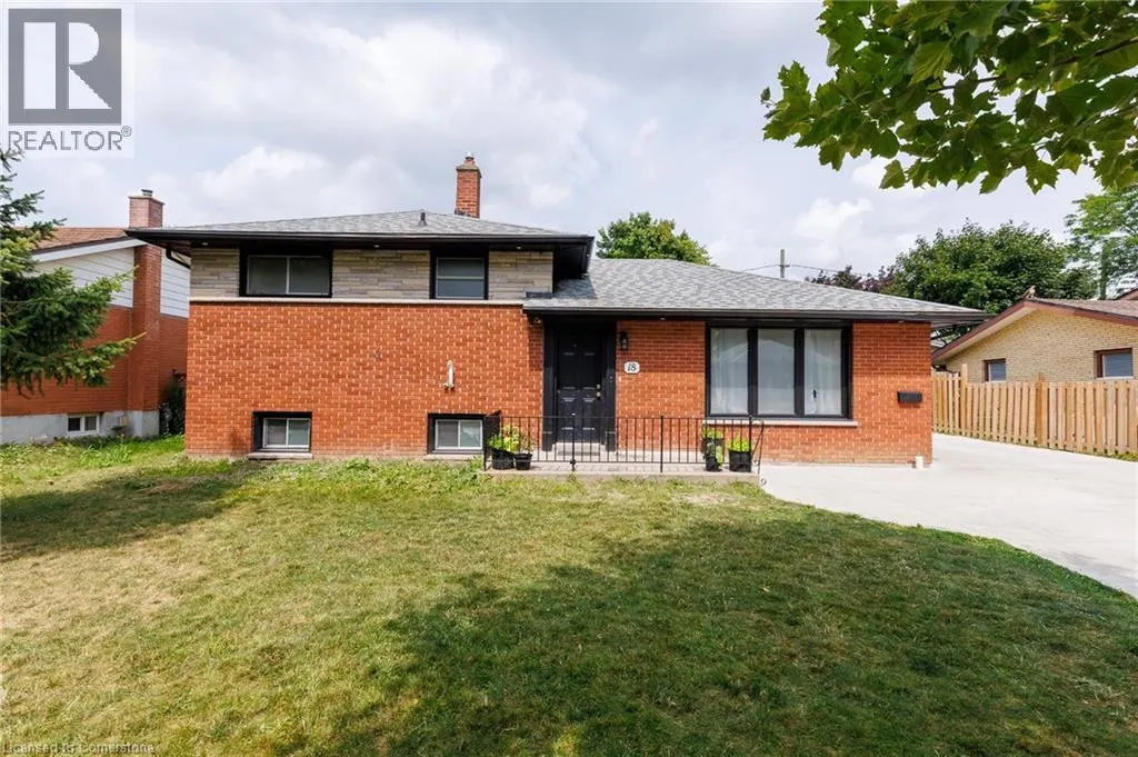 18 SILVERDALE Crescent