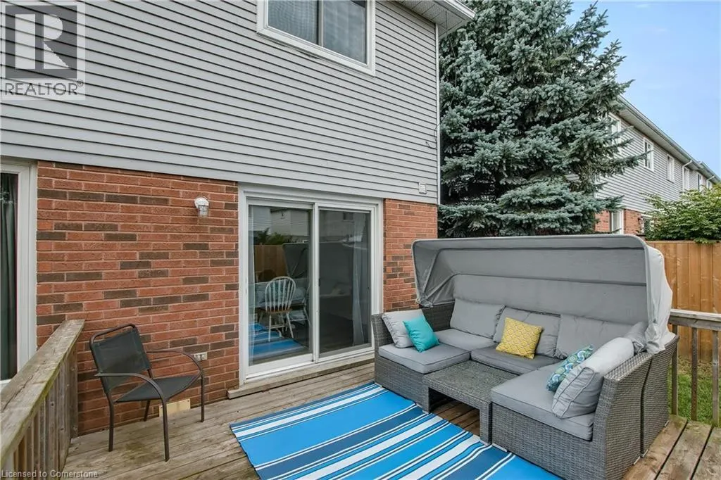 136 FAIRGREEN Close