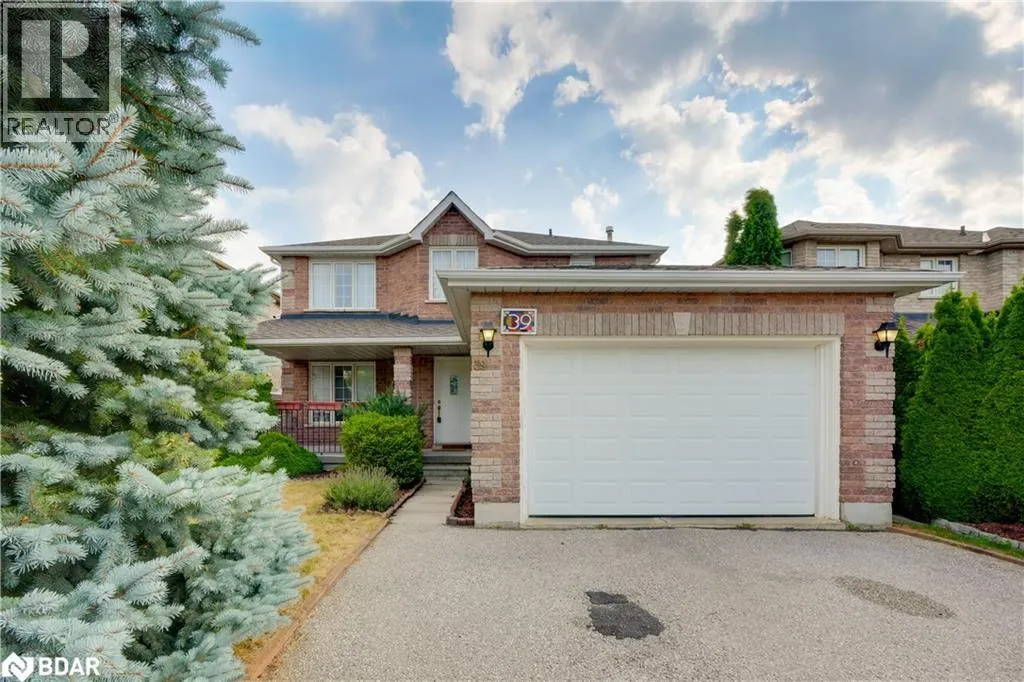 39 LANG Drive