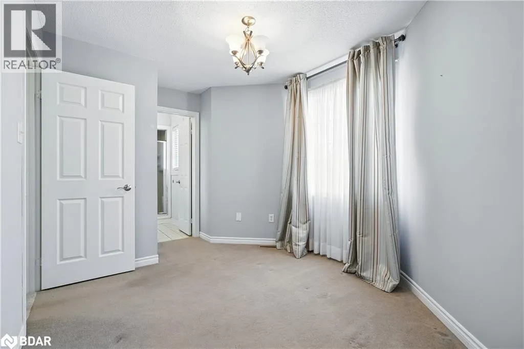 39 LANG Drive