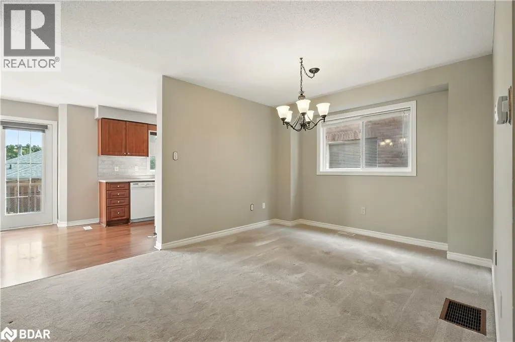 39 LANG Drive
