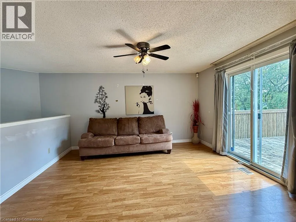 164 HERRON Place
