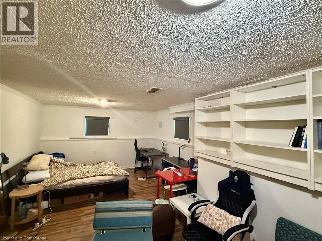 164 HERRON Place