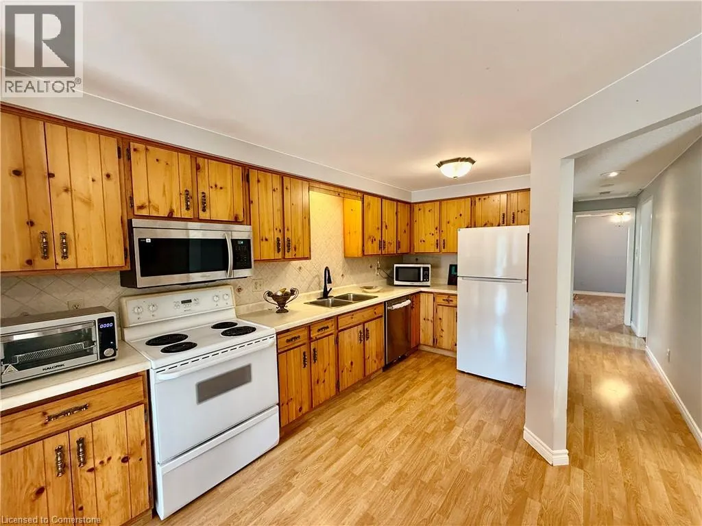 164 HERRON Place
