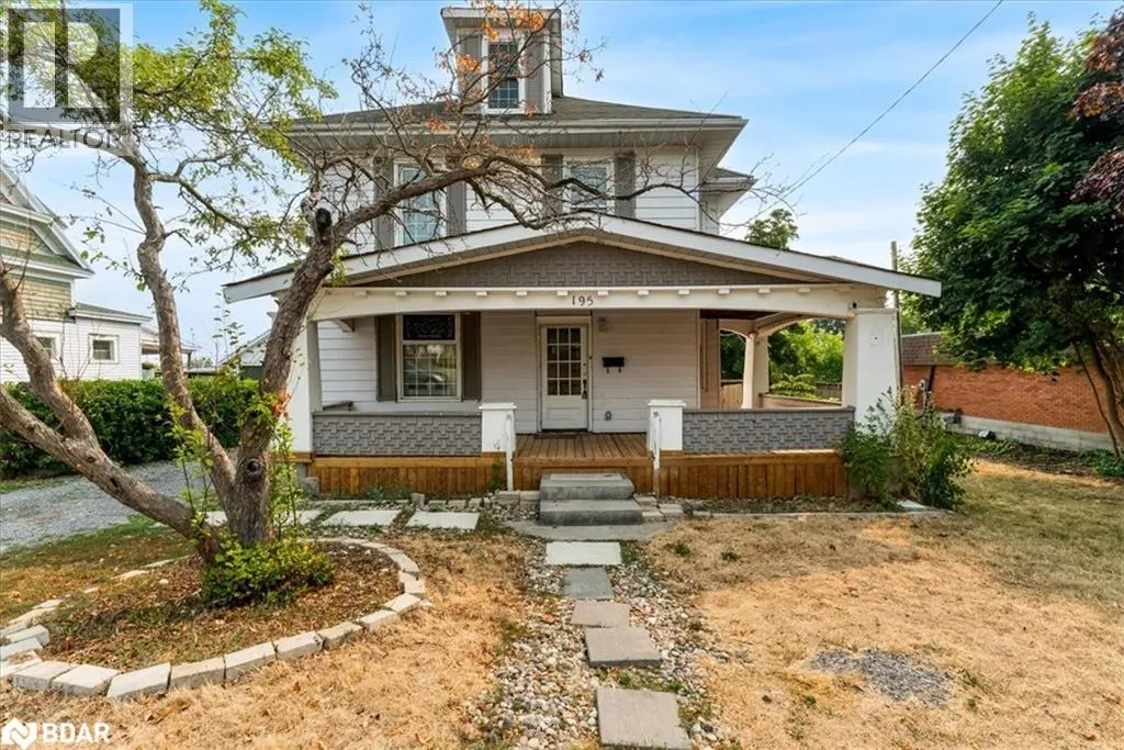 195 VICTORIA Avenue