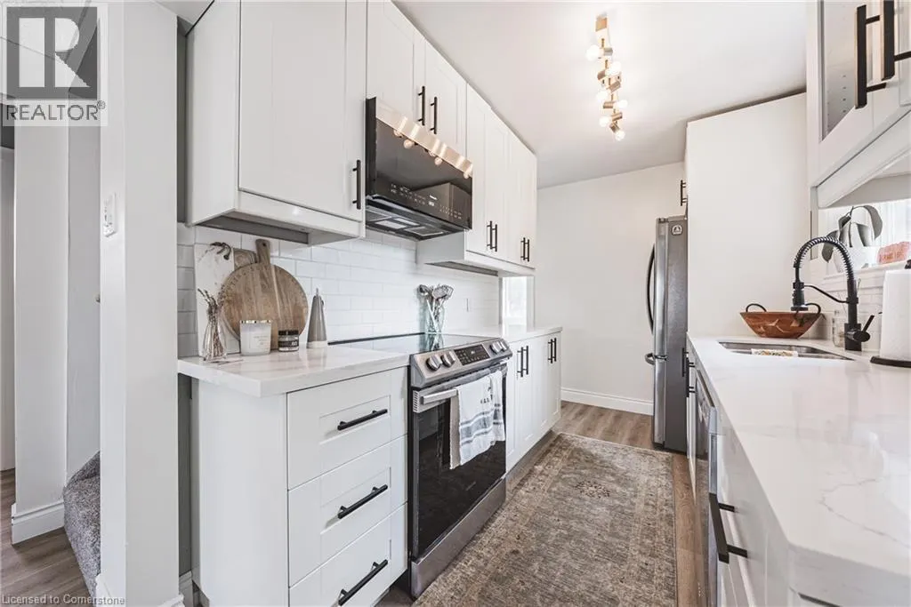 165 EAST 19TH Street