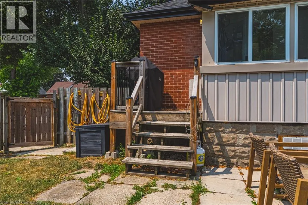 165 EAST 19TH Street