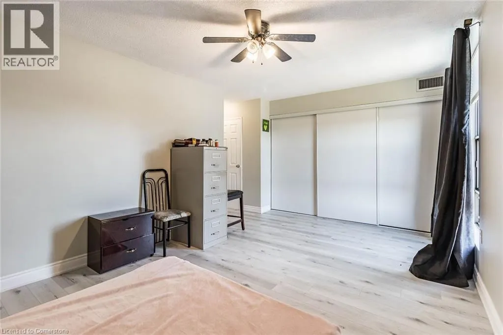 21 KNIGHTSBRIDGE Road Unit# 602, #602