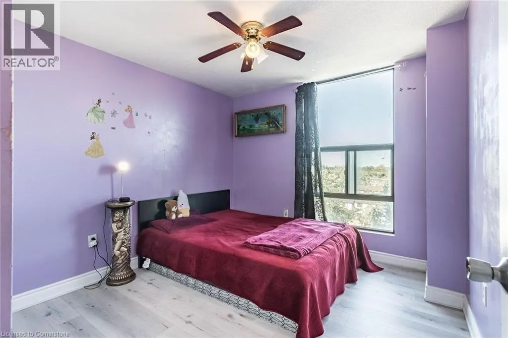 21 KNIGHTSBRIDGE Road Unit# 602, #602