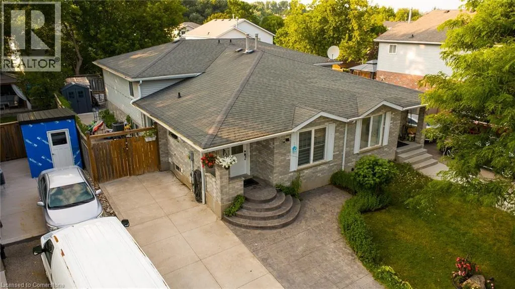 430 BANKSIDE Crescent