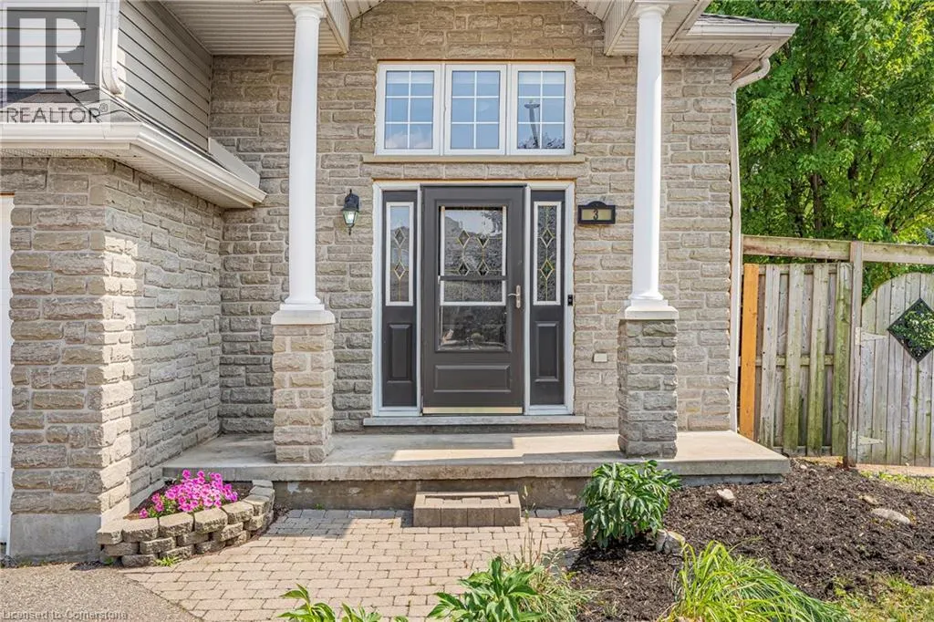 3 WISTERIA Court