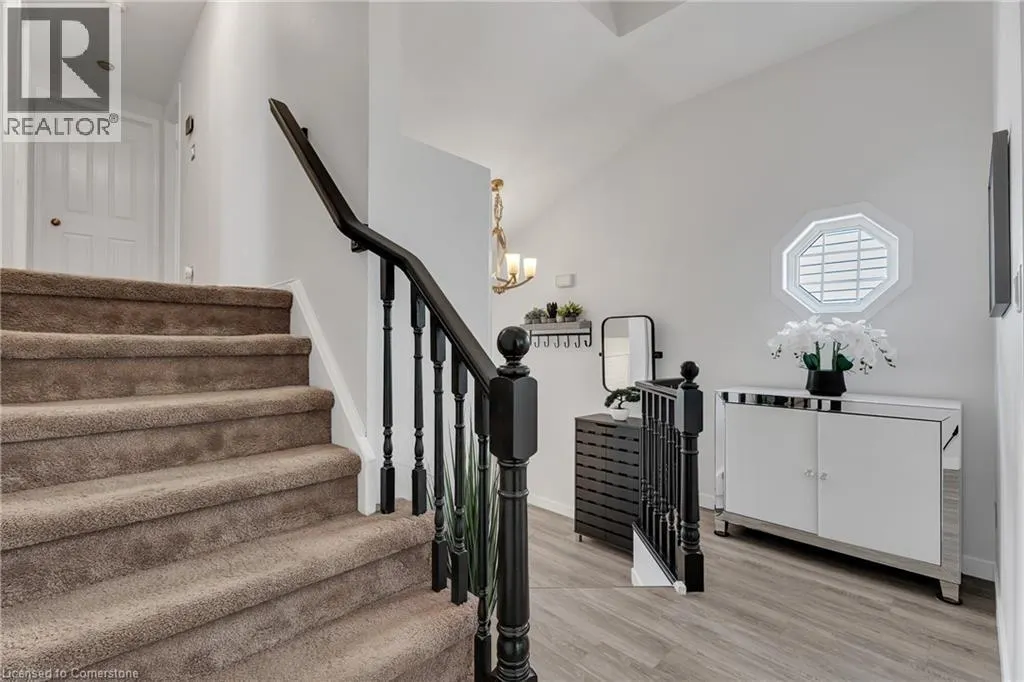 4 ORCHID Crescent