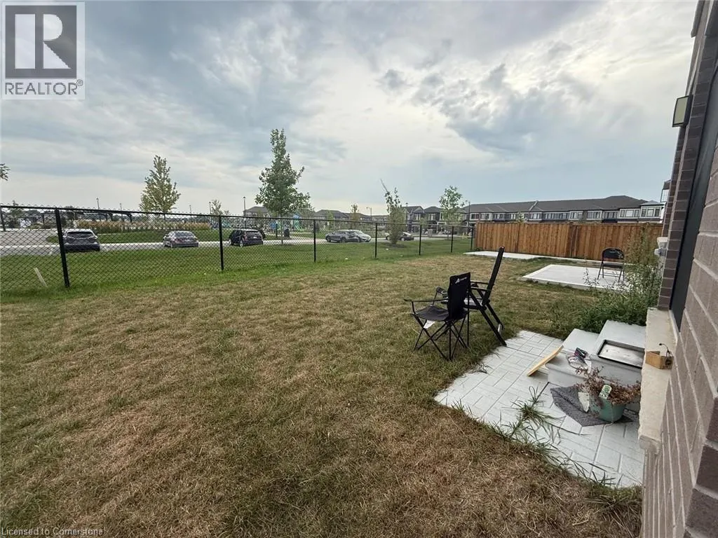 19 CROSSMORE Crescent