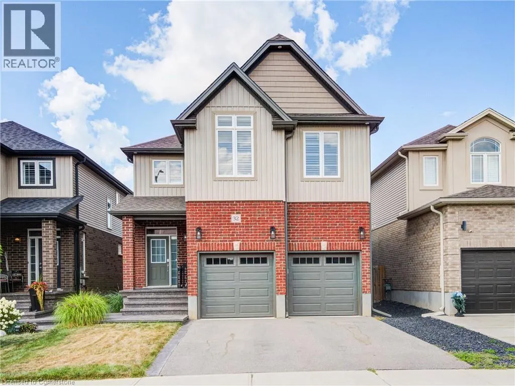 32 ARLINGTON Parkway