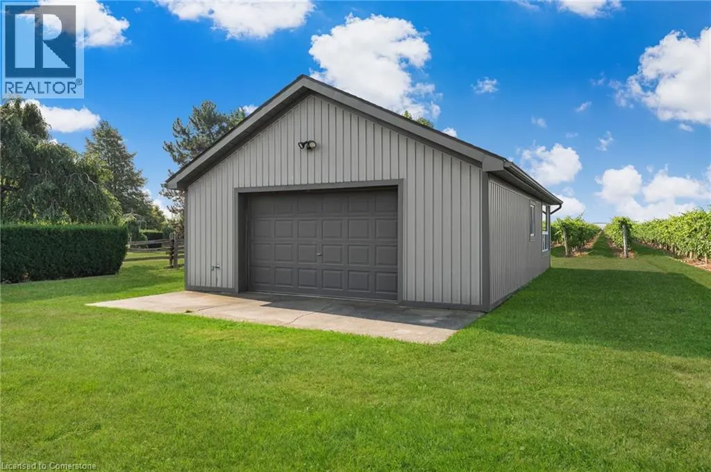3503 LAKESHORE Road