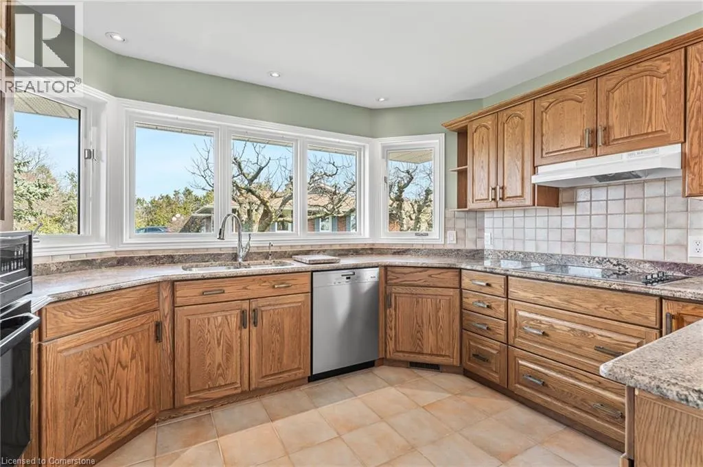 3503 LAKESHORE Road