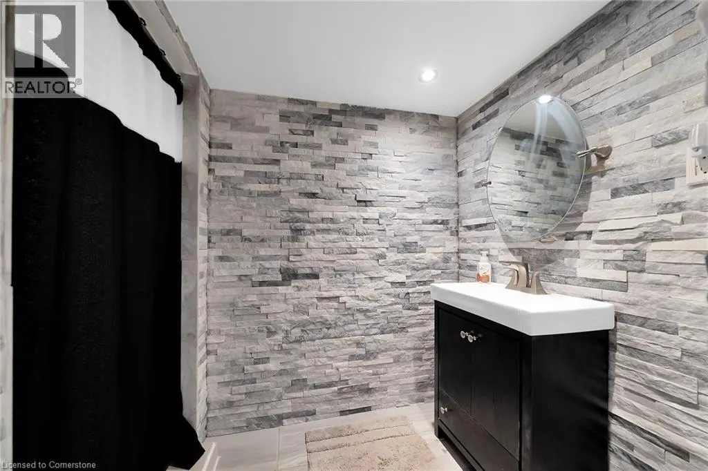 680 HALDIMAND 20 Road