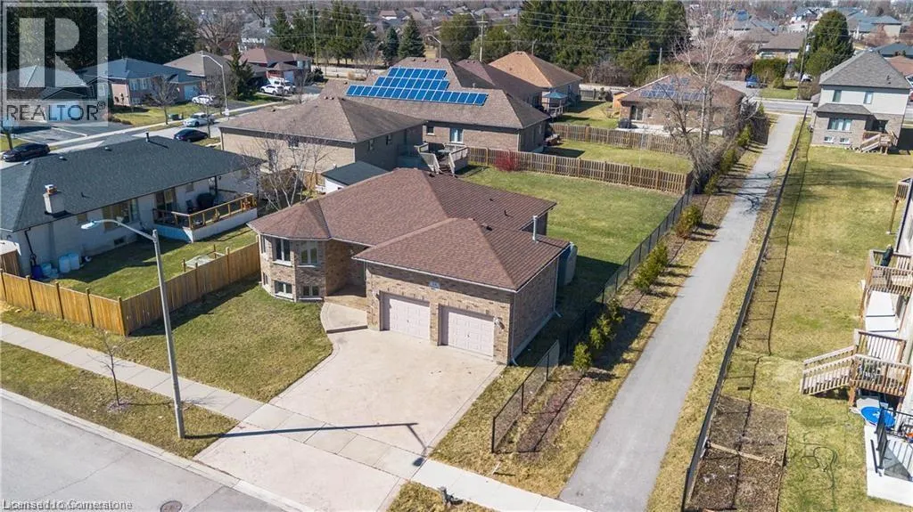 98 THOMAS Avenue