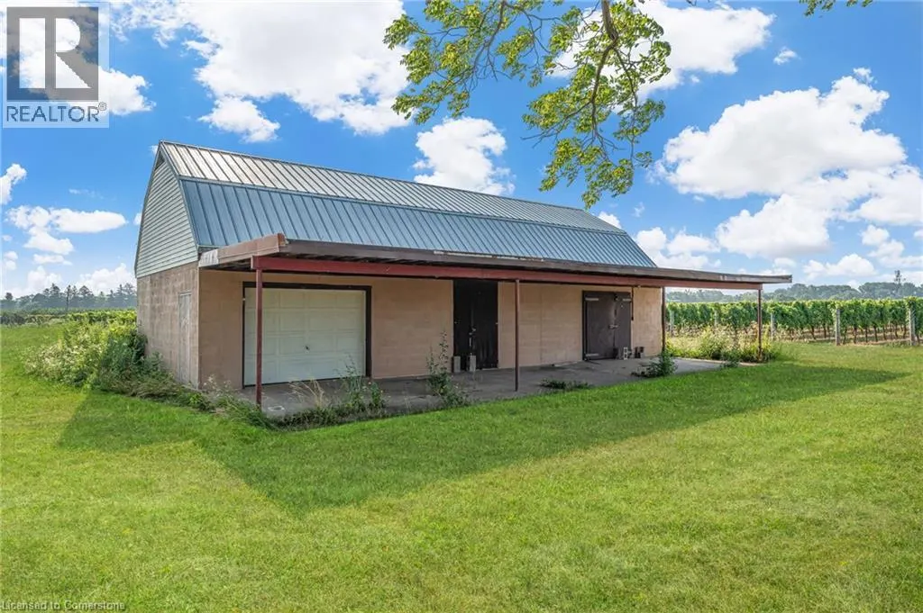 3503 LAKESHORE Road