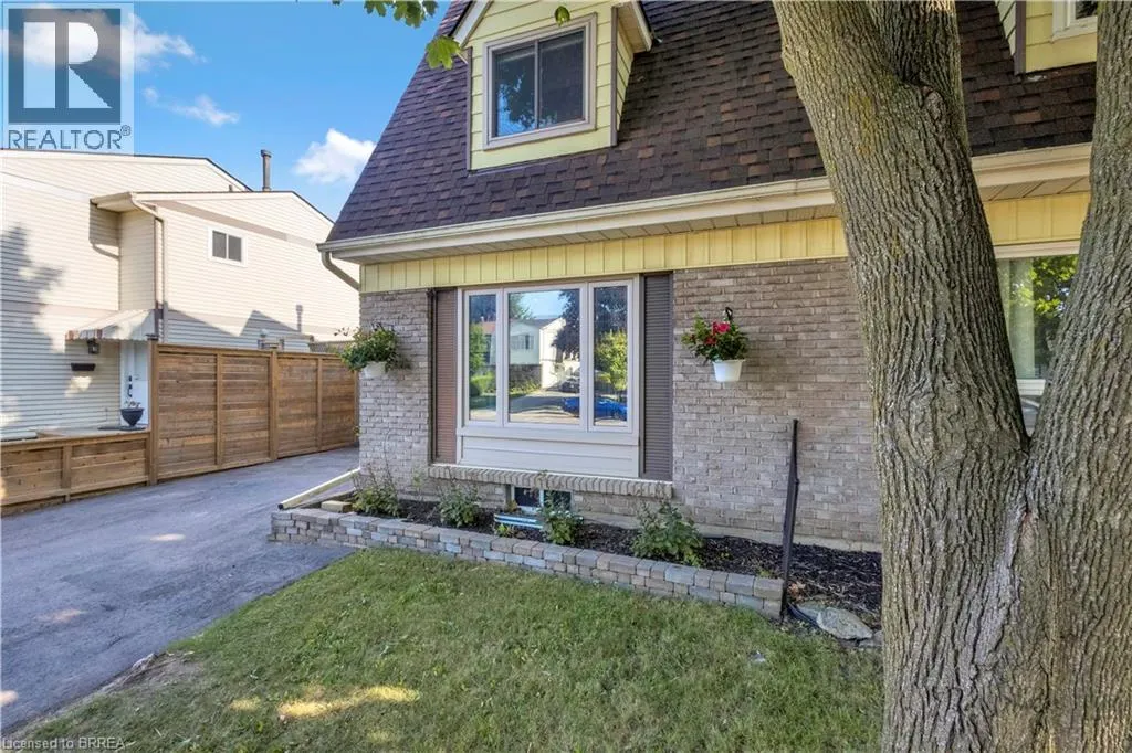 92 WHITE OWL Crescent