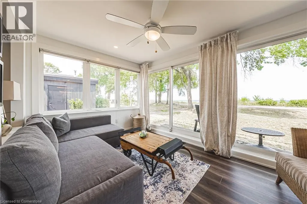 5 DEXTER Avenue