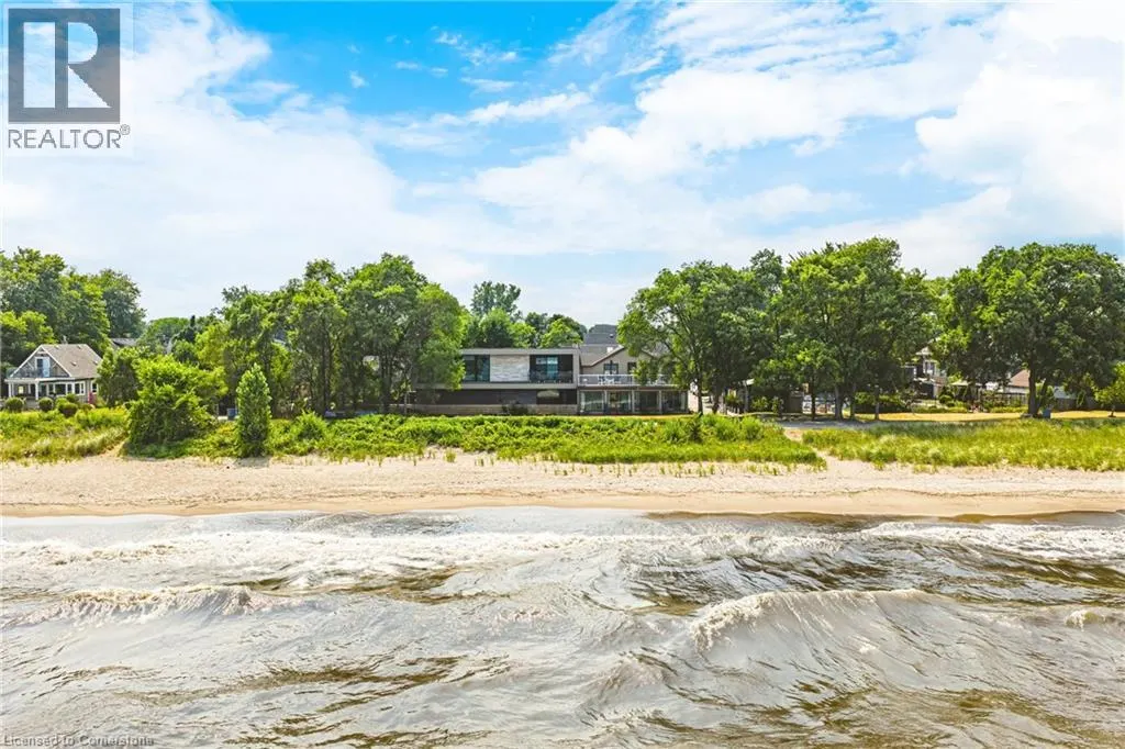 5 DEXTER Avenue