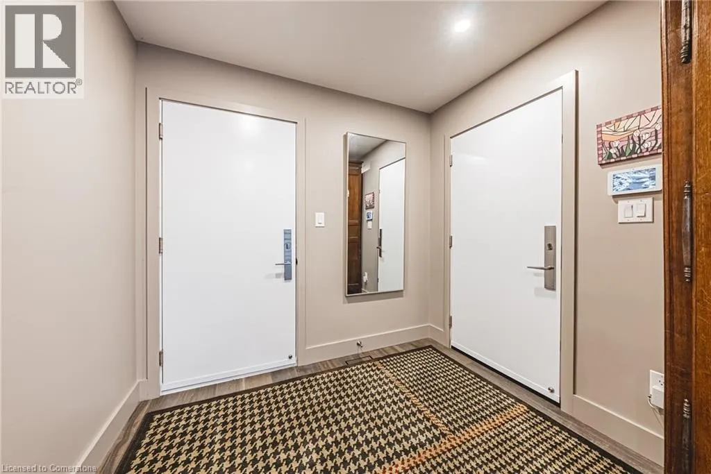5 DEXTER Avenue