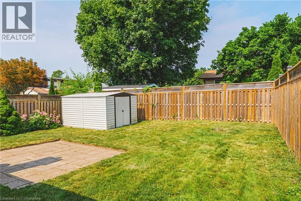 137 PEPPERWOOD Crescent