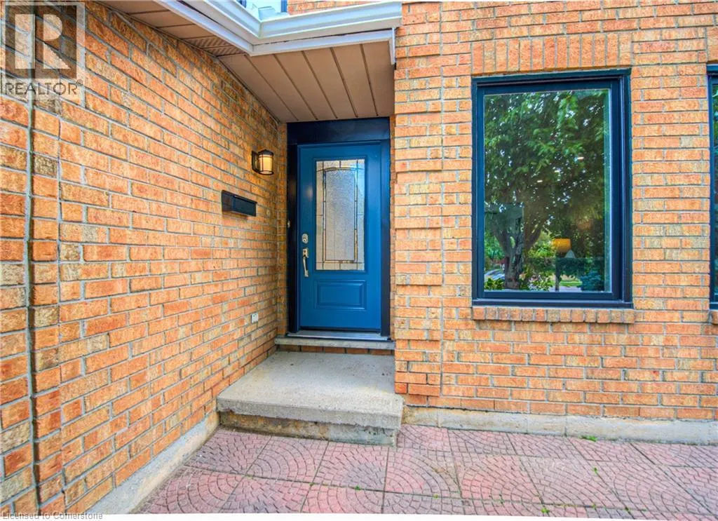 243 HIGHVIEW Drive