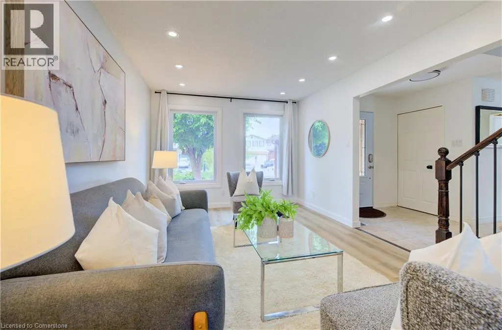 243 HIGHVIEW Drive