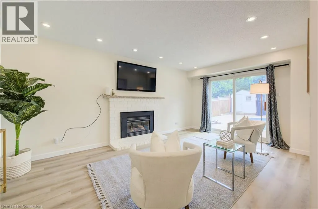 243 HIGHVIEW Drive