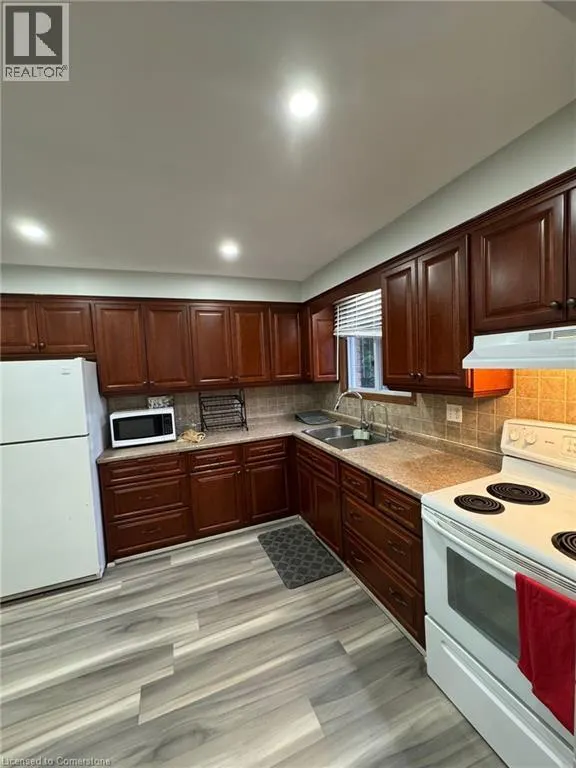 189 NORTHLAKE Drive