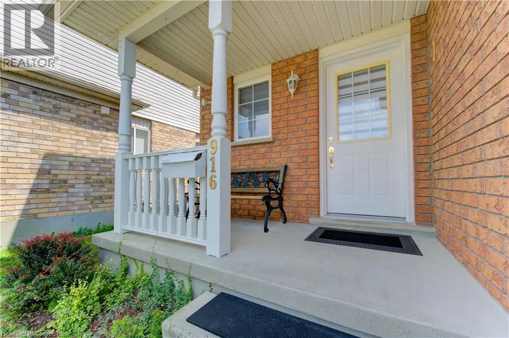 916 VERONICA Court