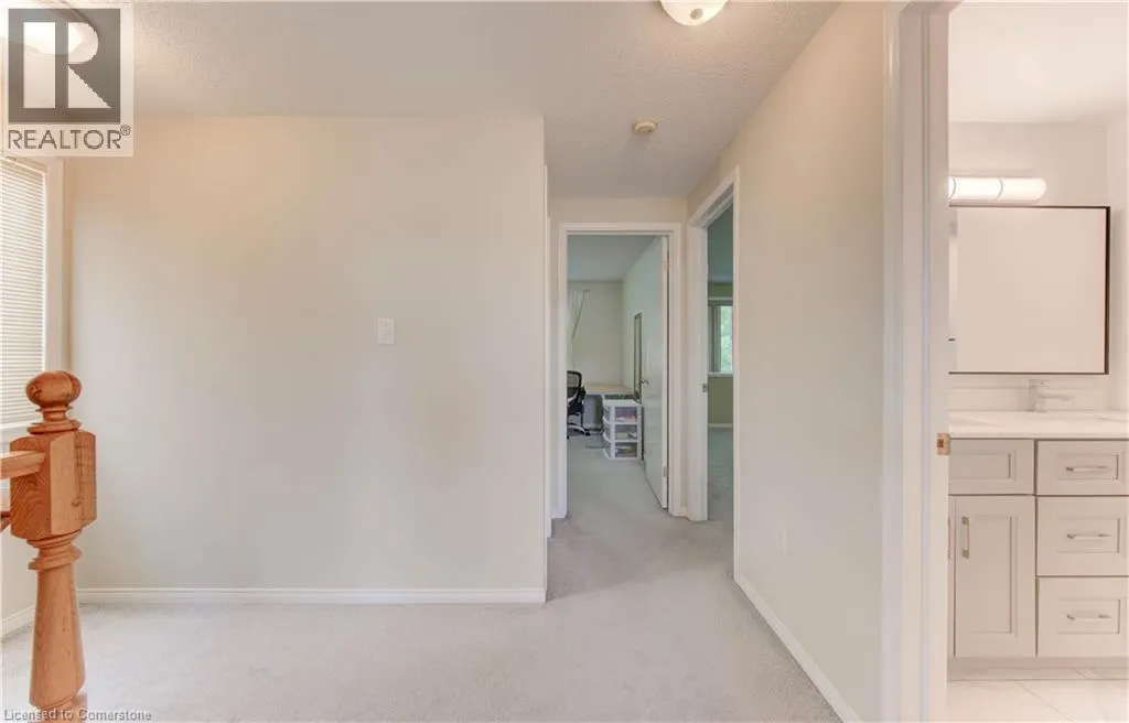 916 VERONICA Court