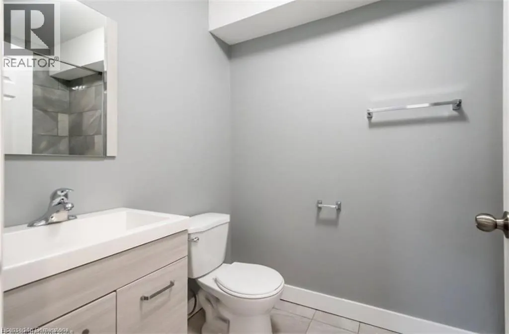 1 BLOOMFIELD Avenue