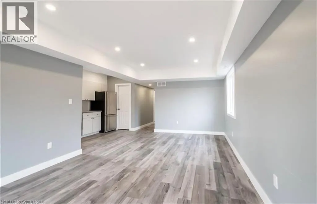 1 BLOOMFIELD Avenue