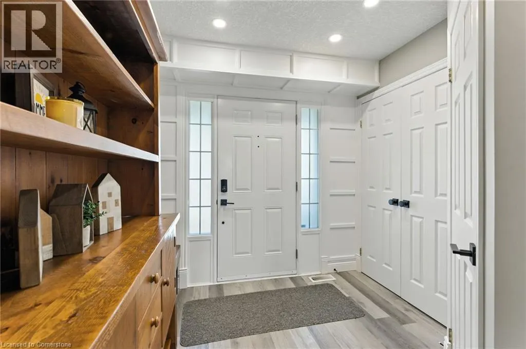 297 VINCENT Drive