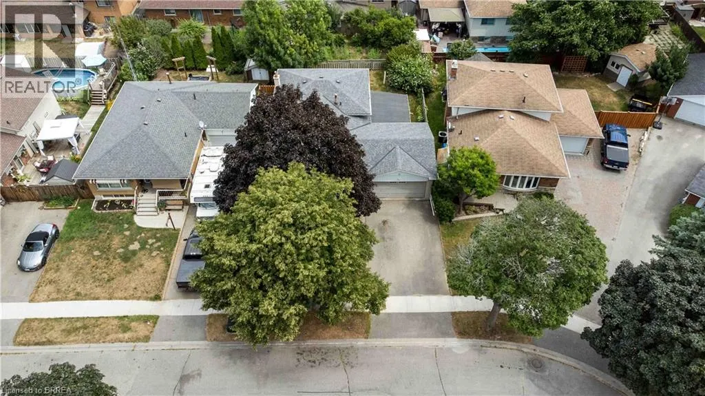 15 BURDOCK Boulevard