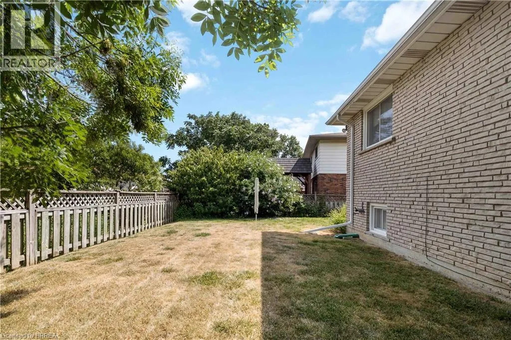 15 BURDOCK Boulevard