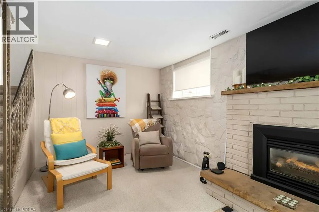 15 BURDOCK Boulevard